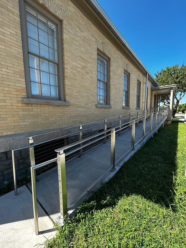 Metropolitan Railing Metro Railings | Stainless Steel Railings